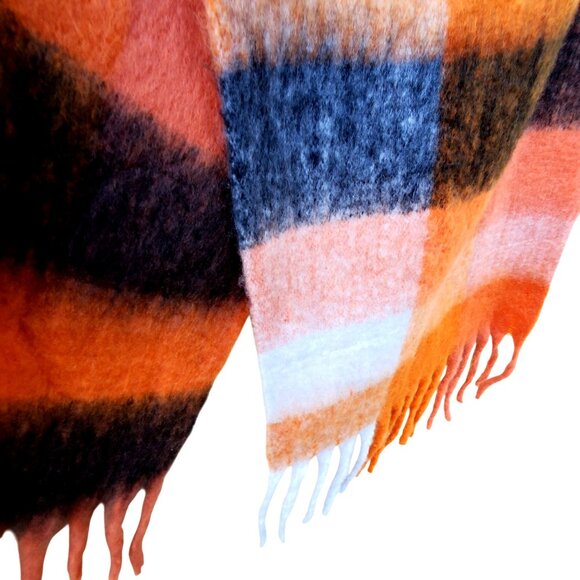 Cozy Wool Blend Shawl Winter Scarf Fringe Orange Black White 75 x 20 In Chunky - Picture 10 of 10